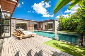 Brand New 5 Br Villa Enclosed Living Room Canggu